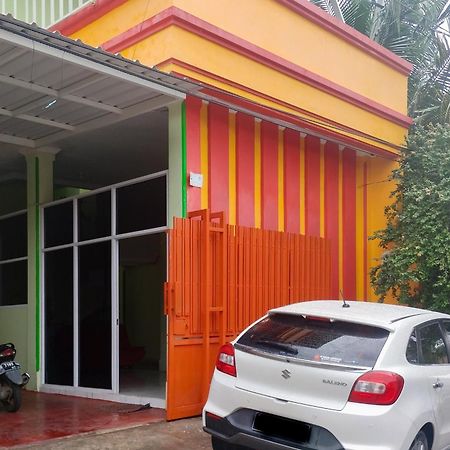 מלון בנדר למפונג Reddoorz Syariah At Shakira Alesha Enggal מראה חיצוני תמונה